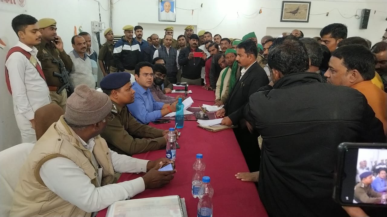 सम्पूर्ण समाधान दिवस पर कुल 179 शिकायतें आयी, 08 शिकायतों को मौके पर ही निस्तारित कर दिया गया