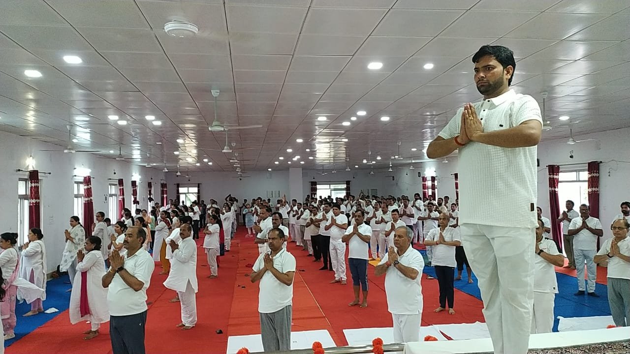 मुक्त विश्वविद्यालय में अब प्रतिदिन होगा योगाभ्यास – प्रोफेसर सत्यकाम