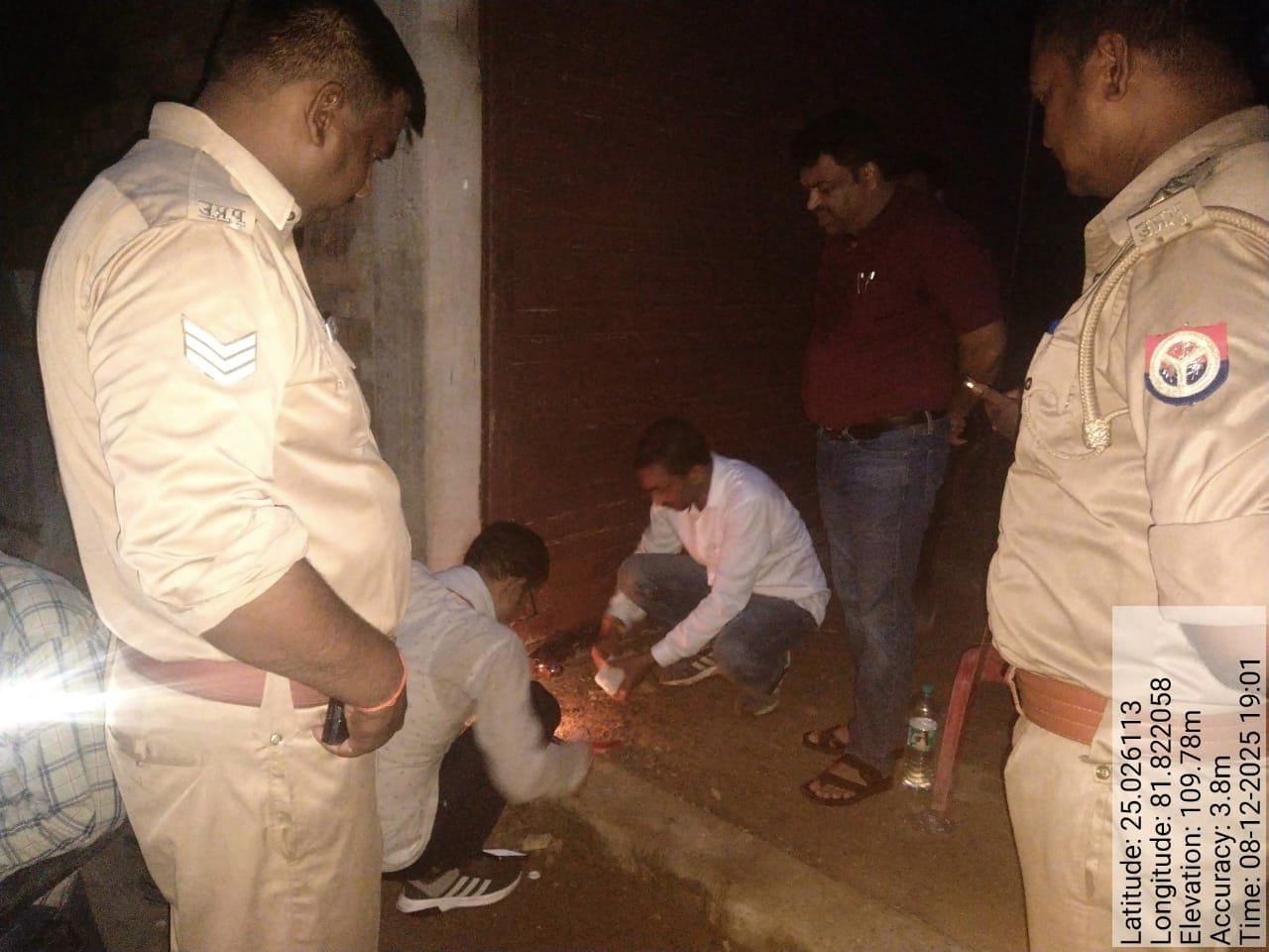 नकली उर्वरक का बड़ा खुलासा, जिला कृषि अधिकारी ने छापेमारी कर सील किया गोदाम