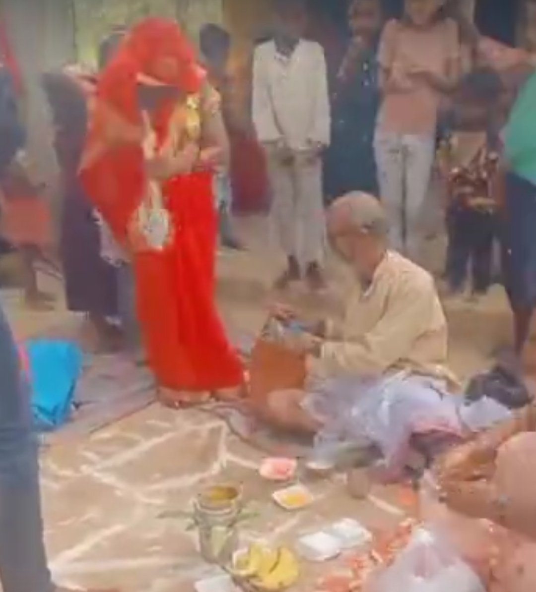 कोरांव क्षेत्र में प्रेमिका से मिलने पहुंचे प्रेमी का ग्रामीणों ने कराया विवाह, बना चर्चा का विषय